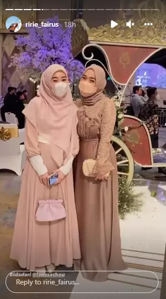Ririe Fairuz dan Larissa Chou resepsi Ria Ricis © 2021 brilio.net