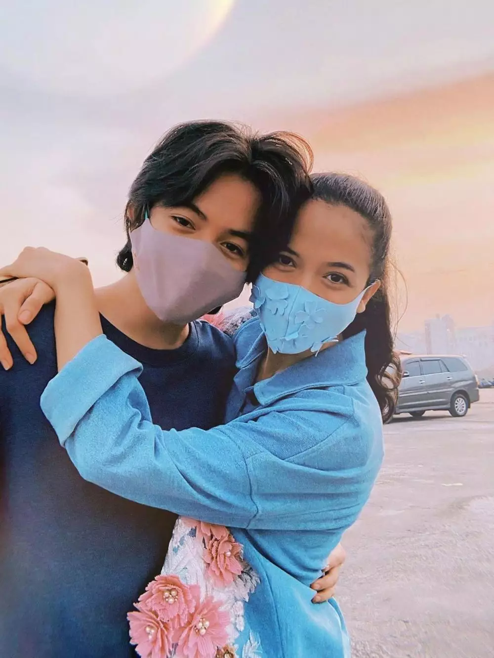 Potret kedekatan Angga Yunanda & Putri Marino © Instagram/@anggayunandareal16 dan Instagram/@putrimarino