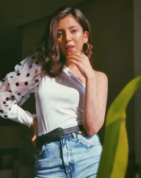 potret pemeran Tina muda © Instagram