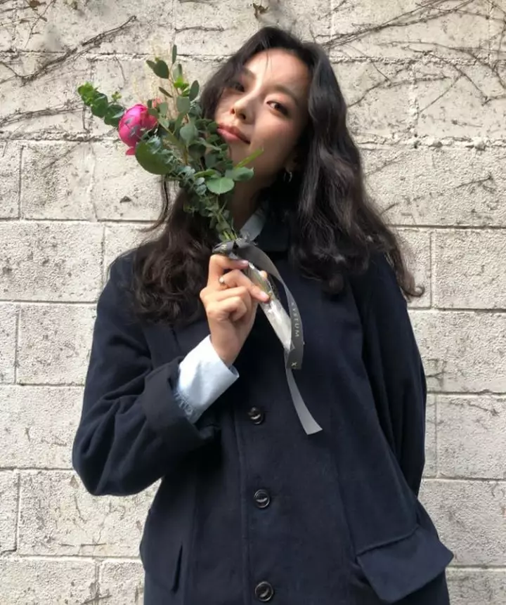 Fakta Han Hyo-joo pemain Happiness Instagram/@hanhyojoo222 Fakta Han Hyo-joo pemain Happiness Instagram/@hanhyojoo222