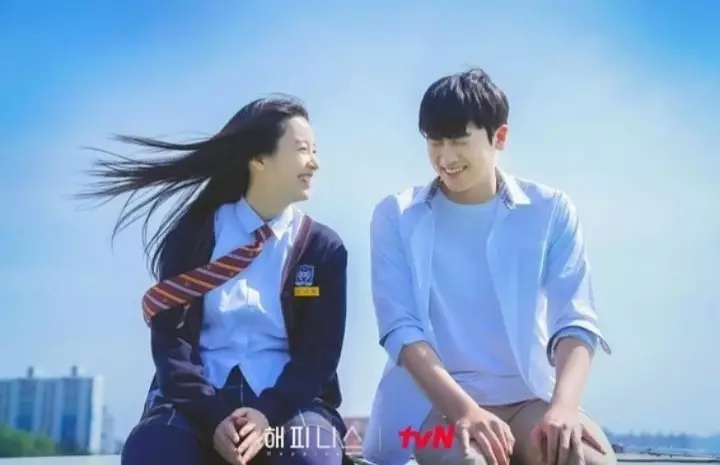 Fakta Han Hyo-joo pemain Happiness Instagram/@hanhyojoo222 Fakta Han Hyo-joo pemain Happiness Instagram/@hanhyojoo222