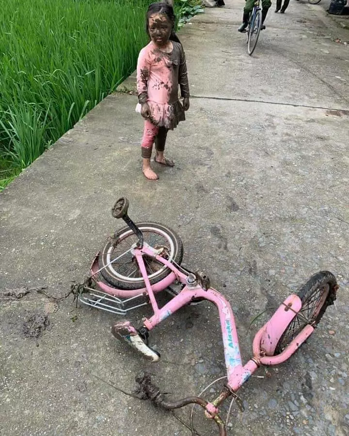 orang kena apes sendiri kasihan banget © 2021 instagram.com