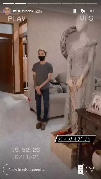 Cupi Cupita fitting baju © 2021 brilio.net