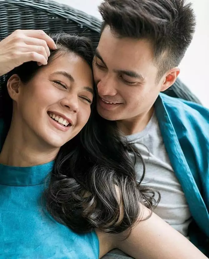 Seleb temukan pasangan lewat media sosial Berbagai sumber  Seleb temukan pasangan lewat media sosial Berbagai sumber