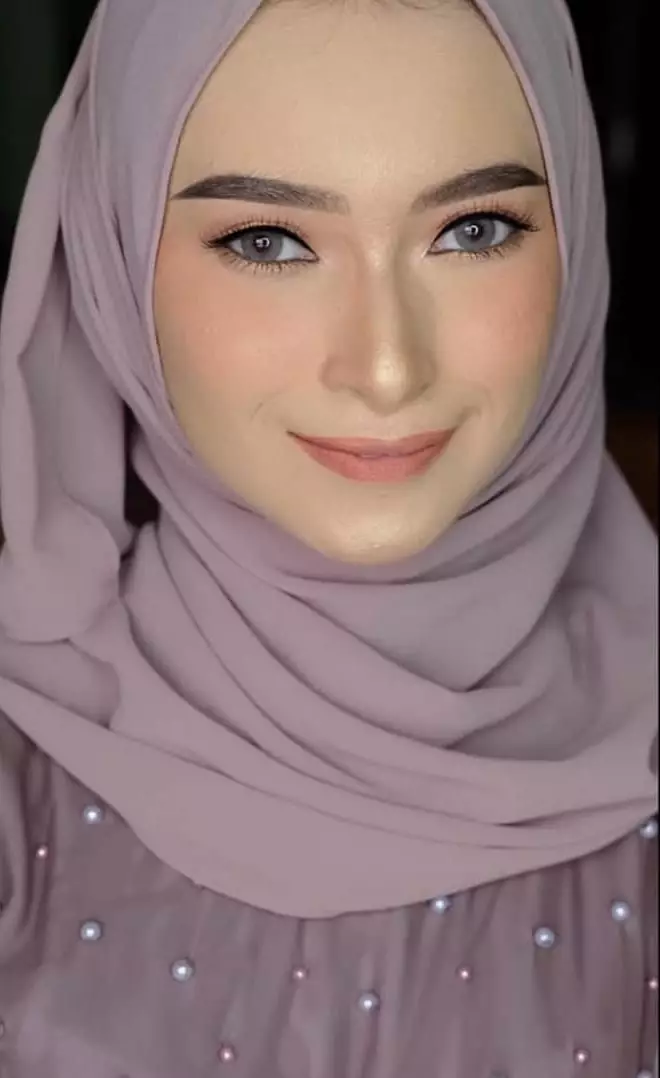 Usai dicerai Reza DA ini potret terbaru Valda Alviana Instagram