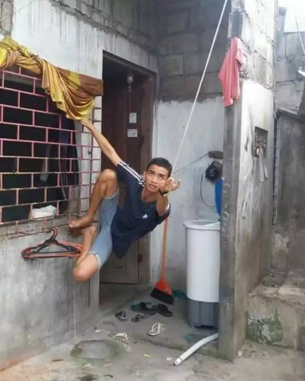 tingkah lucu orang niatnya sih mau gaya © 2021 instagram.com tingkah lucu orang niatnya sih mau gaya © 2021 instagram.com