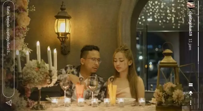 dinner romantis Cupi Cupita dan calon suami © 2021 brilio.net Instagram