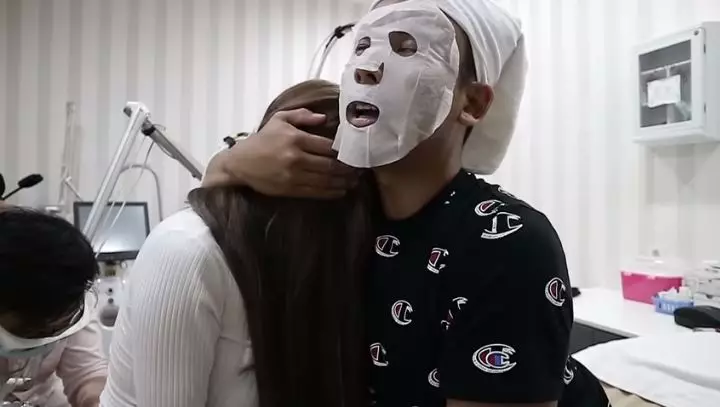 momen cupi cupita hapus tato di tubuh © YouTube