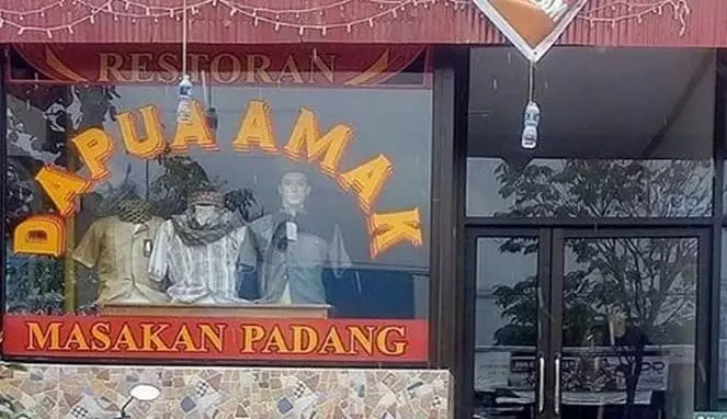 toko beralih fungsi jadi nyeleneh © 2021 twitter.com