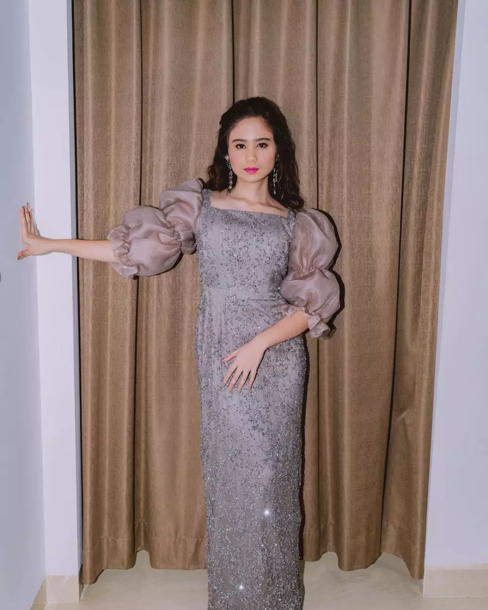 Tissa Biani acara penghargaan © 2021 Instagram Tissa Biani acara penghargaan © 2021 Instagram