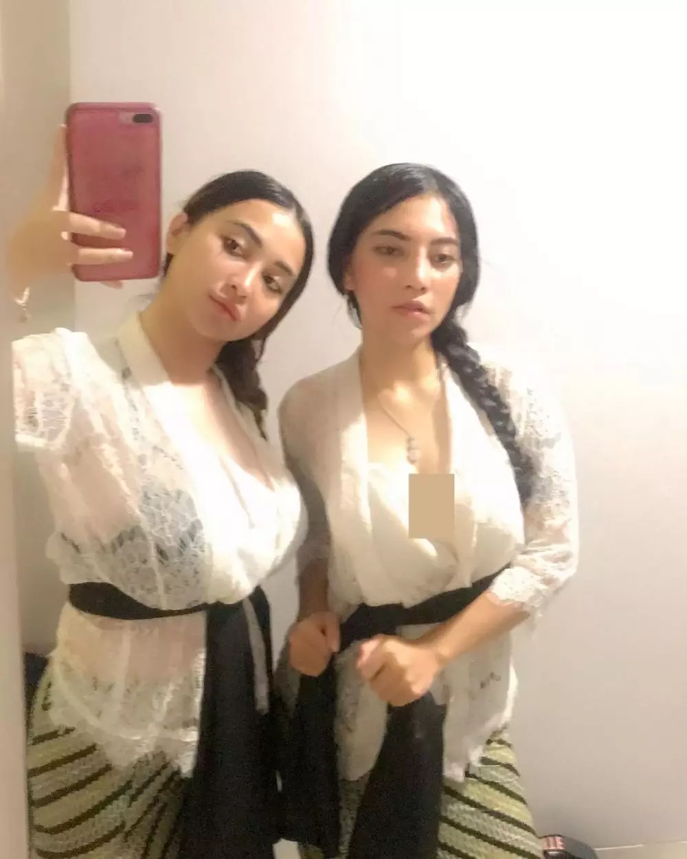 Cupi Cupita kebaya © 2021 berbagai sumber Cupi Cupita kebaya © 2021 berbagai sumber