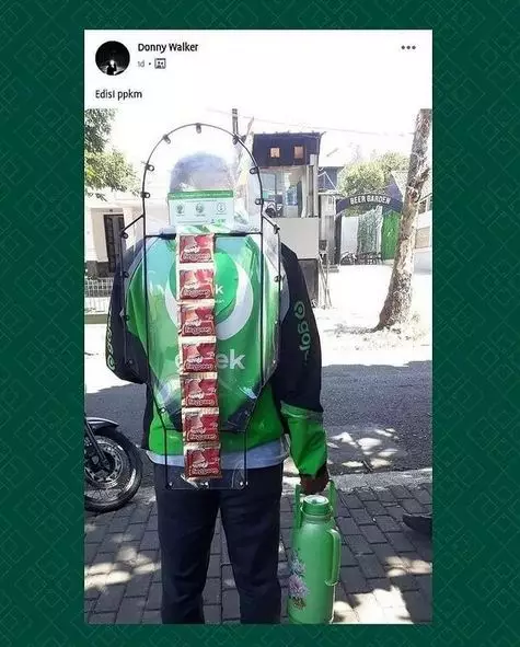 driver ojek online bawa benda nyeleneh banget © 2021 instagram.com