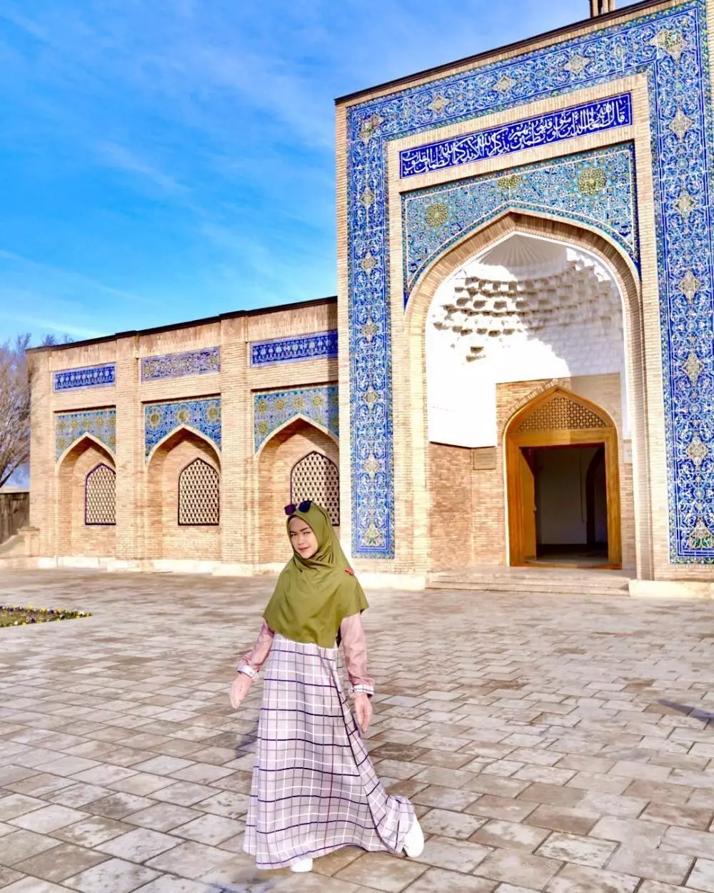 cara mix and match outfit Ria Ricis © Instagram