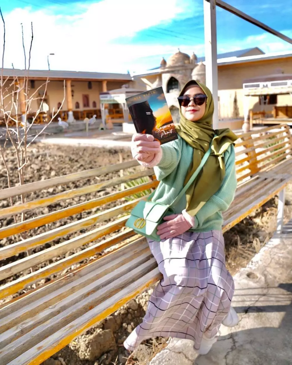 cara mix and match outfit Ria Ricis © Instagram