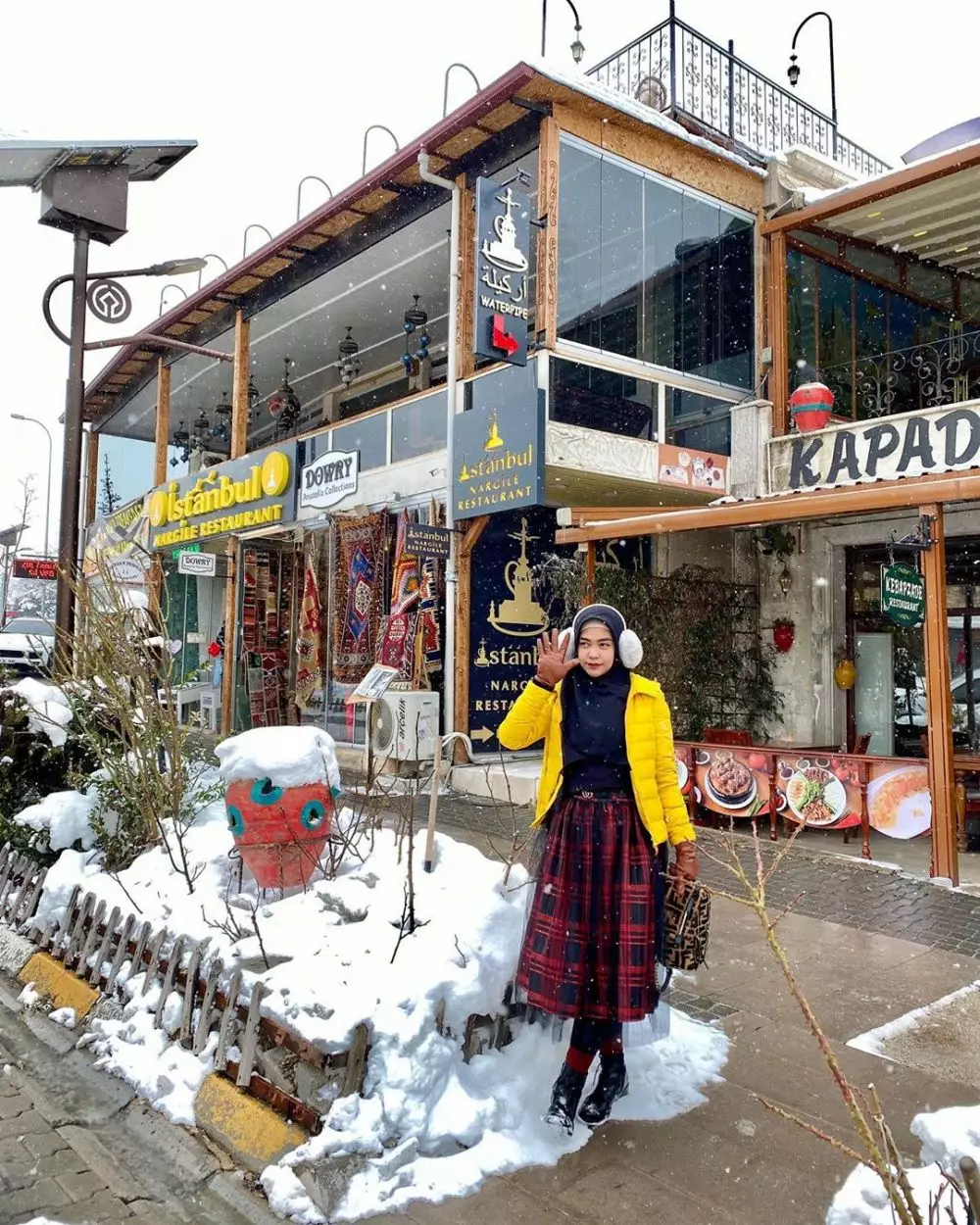 cara mix and match outfit Ria Ricis © Instagram