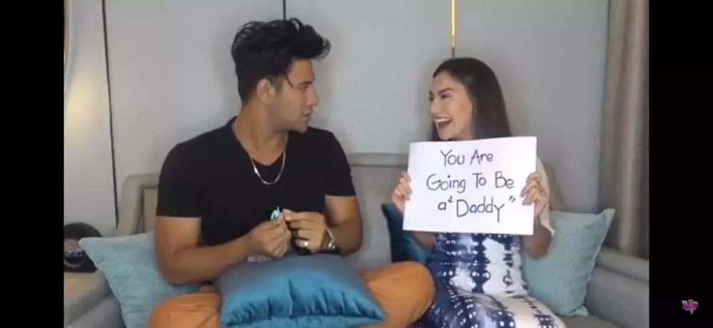 Seleb umumkan kehamilan dengan cara unik Instagram/YouTube Seleb umumkan kehamilan dengan cara unik Instagram/YouTube