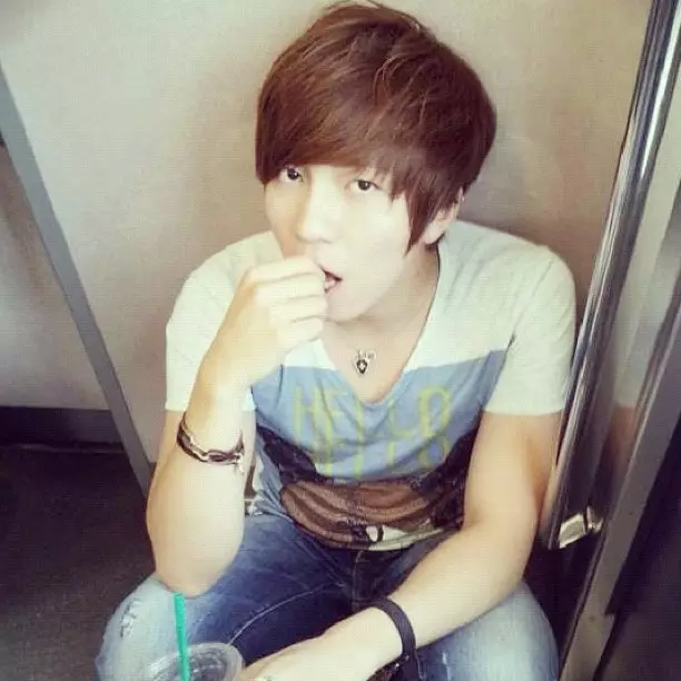 Idol Korea menjadi ayah © Instagram