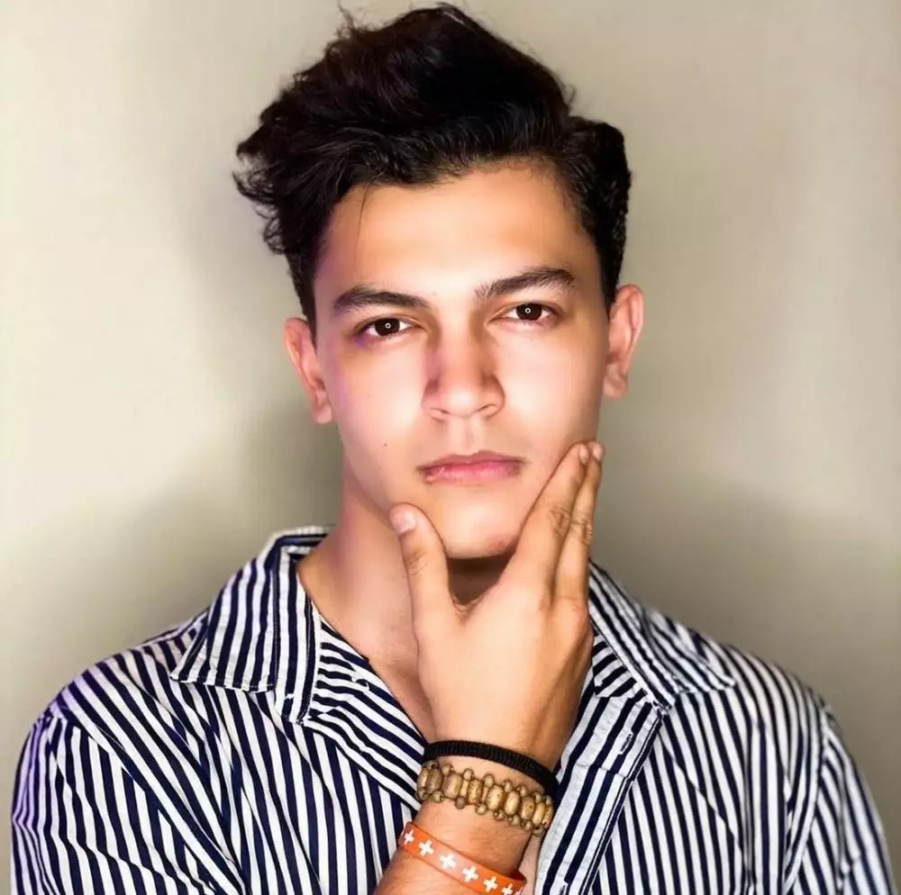 Potret Adam Peter Instagram