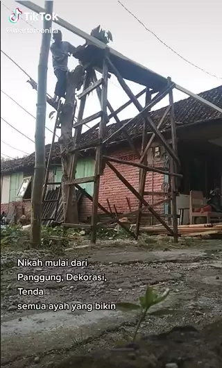 Kisah ayah bangun pelaminan sang anak © TikTok Kisah ayah bangun pelaminan sang anak © TikTok