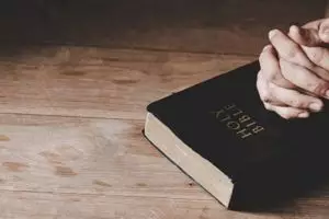 81 Motto hidup dari Alkitab, tenangkan hati dan pikiran