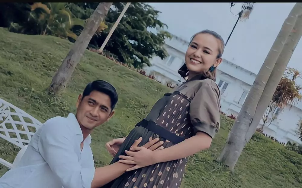 Potret maternity Amanda Manopo & Arya Saloka di sinetron © berbagai sumber Potret maternity Amanda Manopo & Arya Saloka di sinetron © berbagai sumber