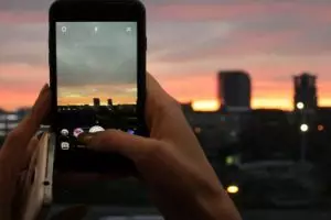 Fitur terbaru Instagram, kini bisa beri Like untuk Stories