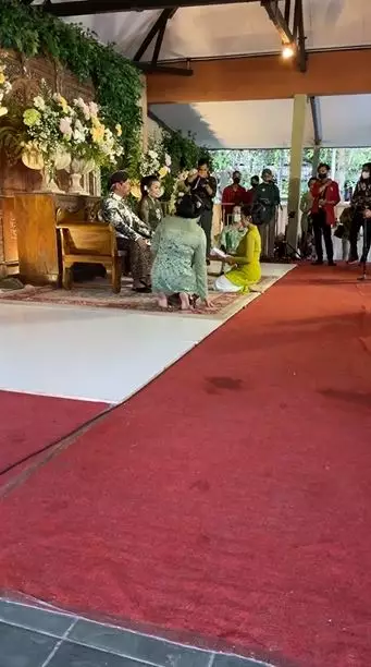 Siraman Cicilia Sinta saudara Soimah © 2021 brilio.net