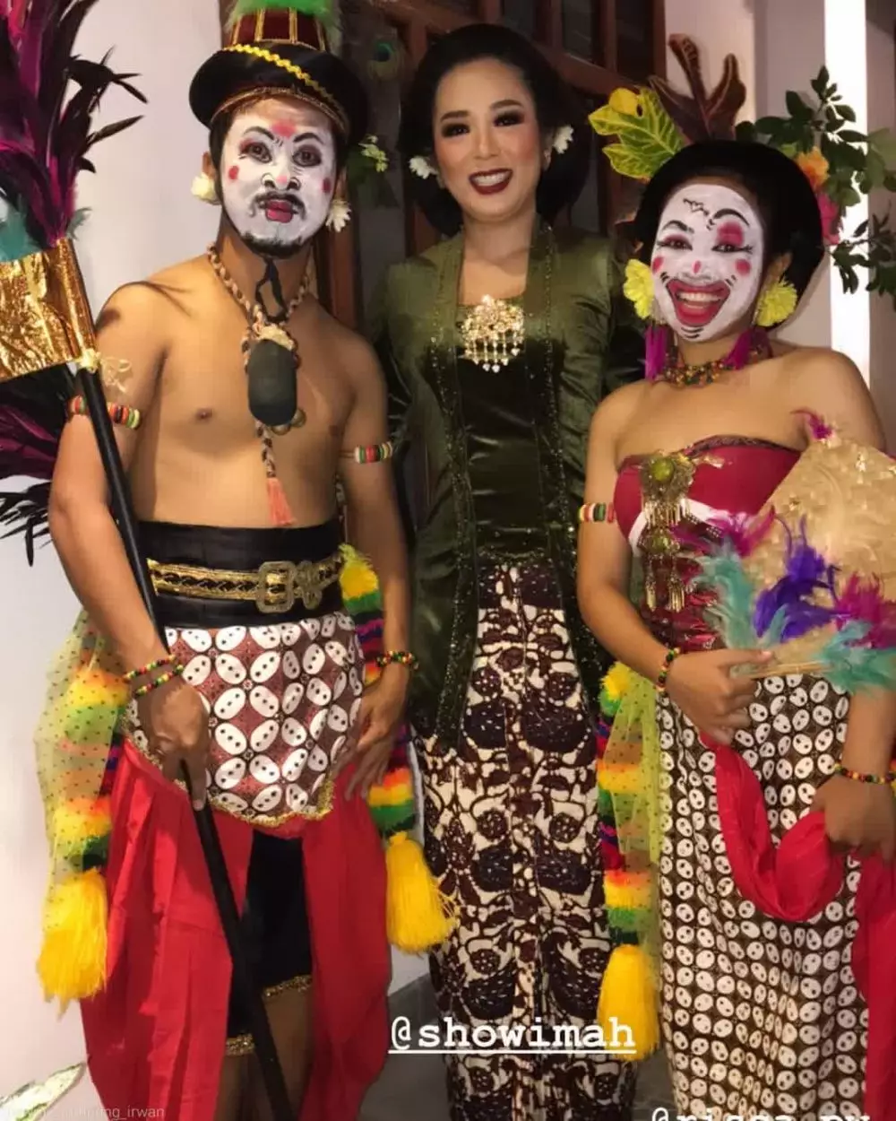 Gaya Soimah di nikahan sang adik Instagram