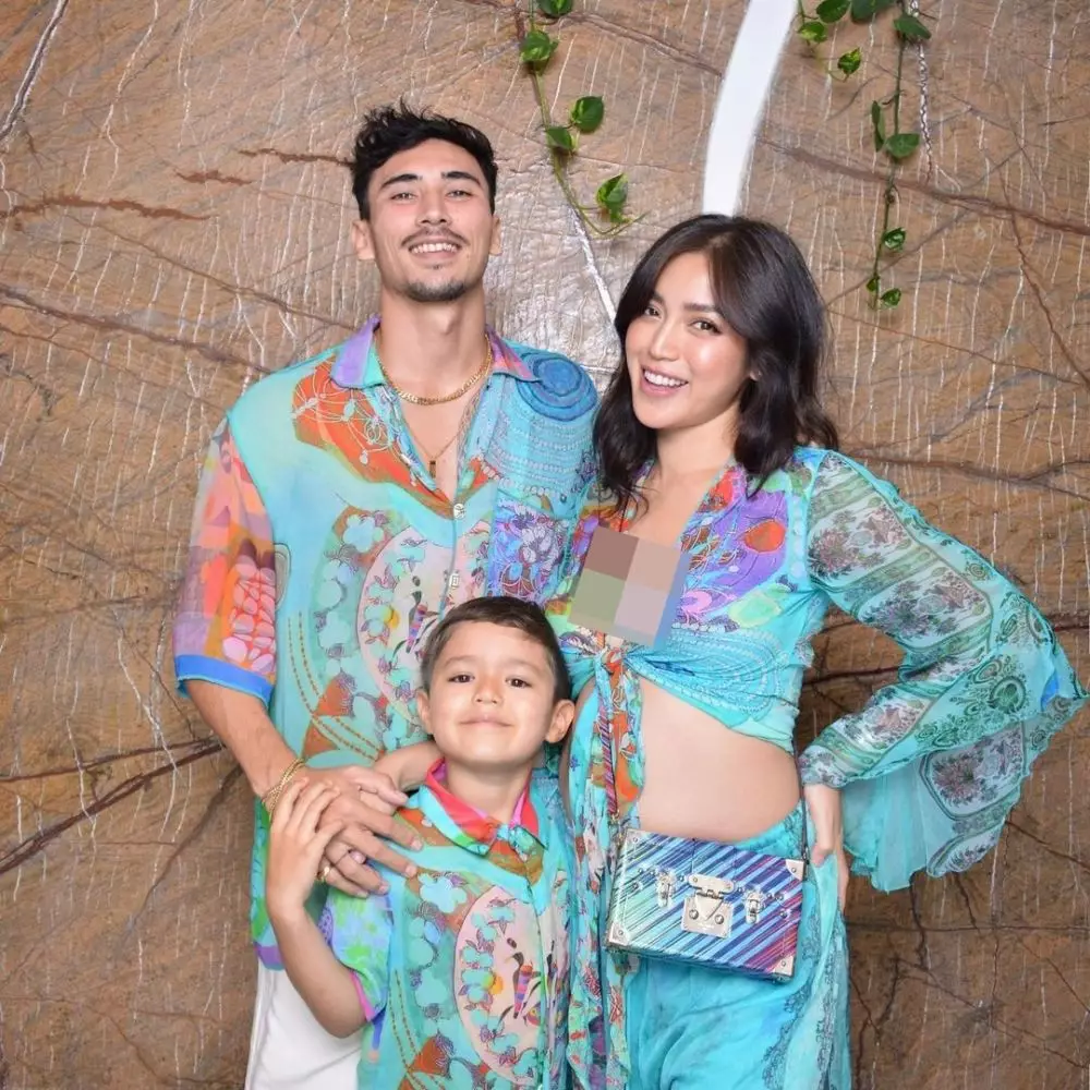 Baby bump Jessica Iskandar terlihat saat after party © Instagram