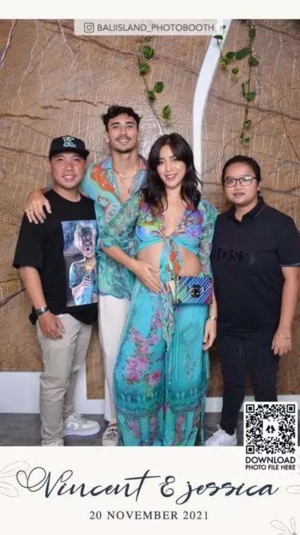 Baby bump Jessica Iskandar terlihat saat after party © Instagram