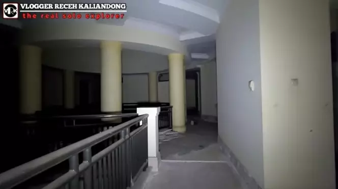 rumah terbengkalai milik pengusaha rokok © 2021 brilio.net