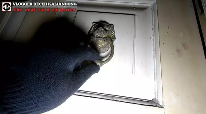 rumah terbengkalai milik pengusaha rokok © 2021 brilio.net