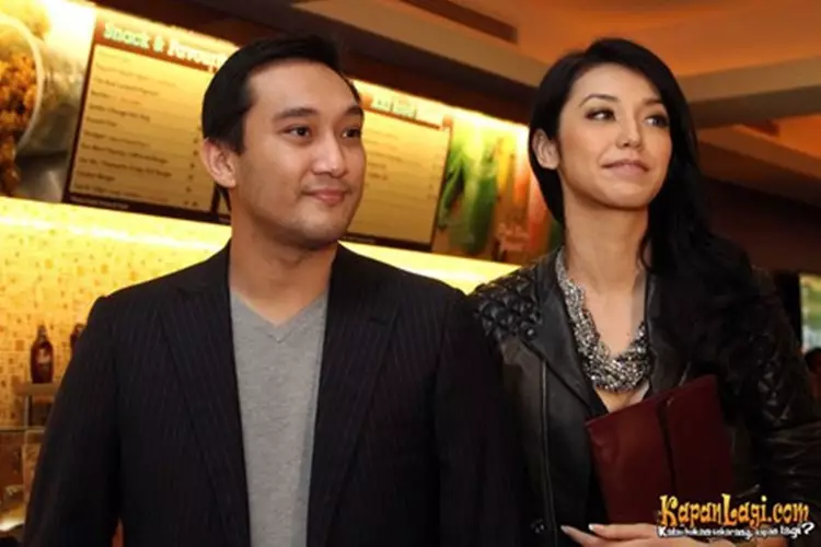 Pria ini pernah dibuat jatuh cinta oleh pesona Velove Vexia Berbagai sumber 