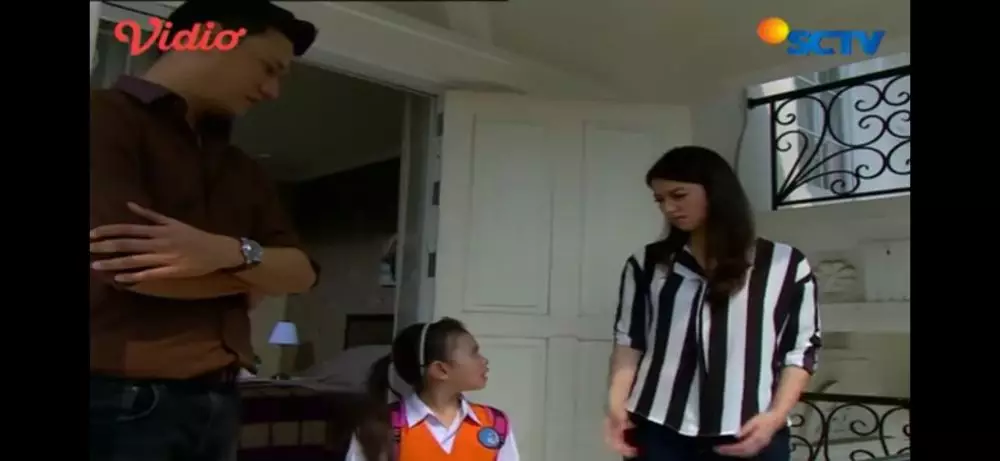 Lawan main Velove di sinetron YouTube