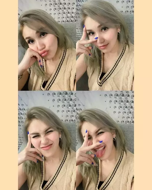 Rambut Ayu Ting Ting berwarna silver © Instagram