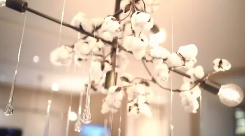 Sandra Dewi dekorasi rumahnya bertema white christmas © Instagram Sandra Dewi dekorasi rumahnya bertema white christmas © Instagram