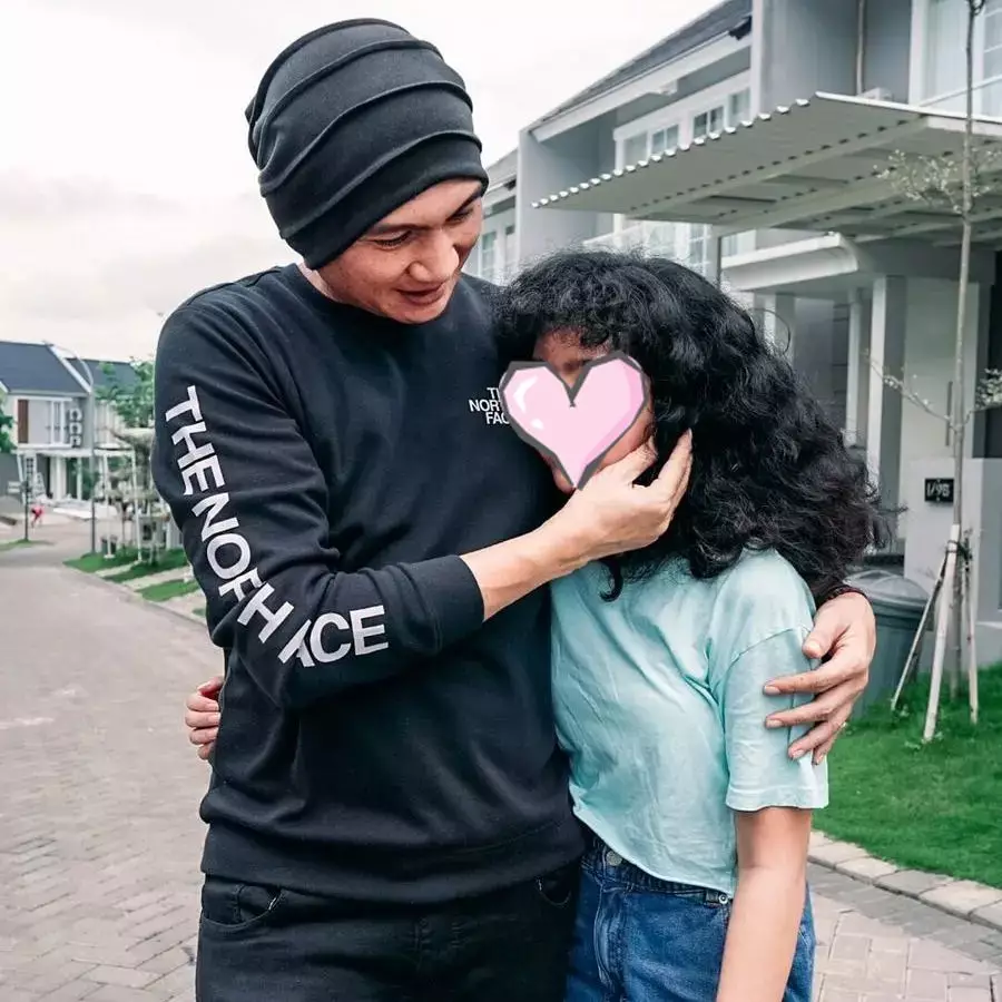 momen pertemuan anji dengan keluarga sheila marcia © instagram momen pertemuan anji dengan keluarga sheila marcia © instagram