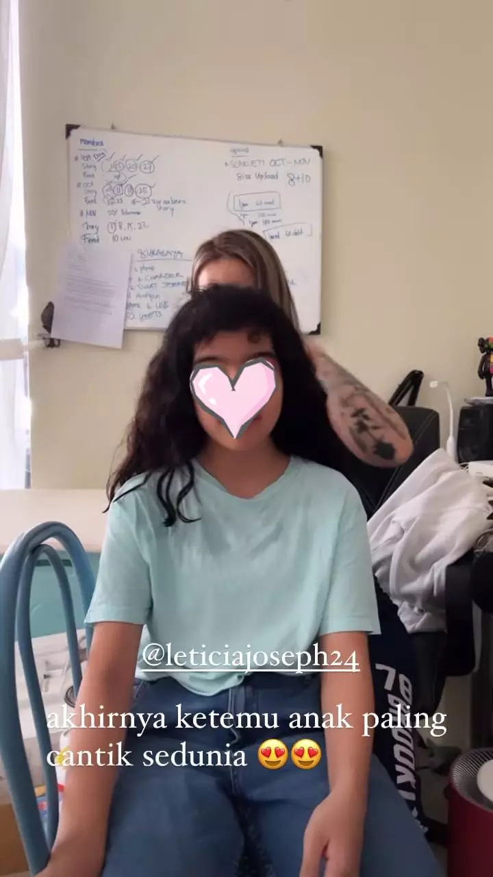 momen pertemuan anji dengan keluarga sheila marcia © instagram momen pertemuan anji dengan keluarga sheila marcia © instagram