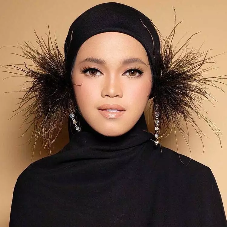 begini penampilan Ressa yang bikin pangling Instagram