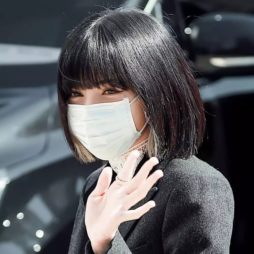 Lisa Blackpink Positif Covid © 2021 brilio.net Lisa Blackpink Positif Covid © 2021 brilio.net