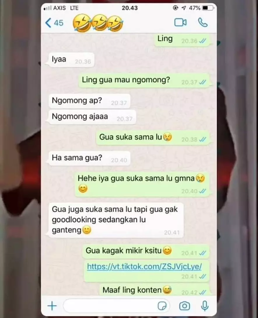 chat kalau ditolak gebetan tapi alasannya absurd © 2021 instagram.com