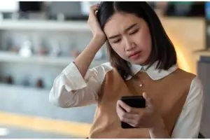 5 Kebiasaan sepele penyebab HP cepat lemot, ini cara mengatasinya