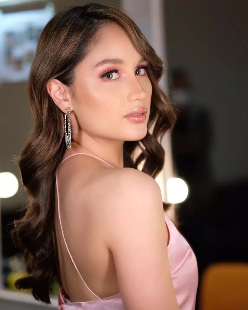 Seleb ini pernah jadi tenaga pengajar Instagram