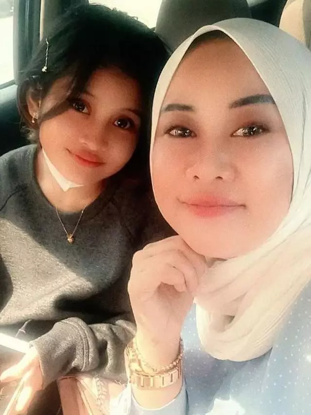 Nachika adik sambung Vanessa Angel berbagai sumber Nachika adik sambung Vanessa Angel berbagai sumber