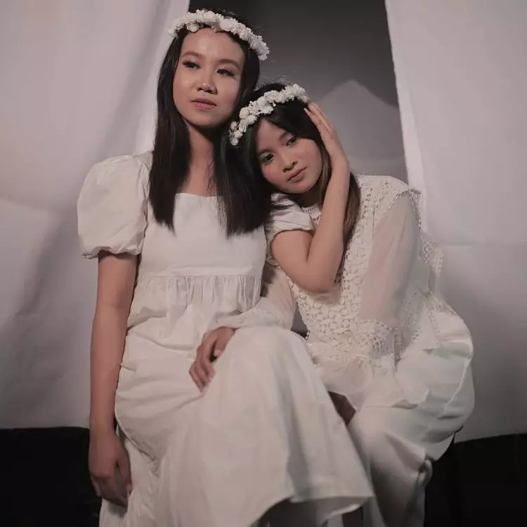 Nachika adik sambung Vanessa Angel berbagai sumber Nachika adik sambung Vanessa Angel berbagai sumber