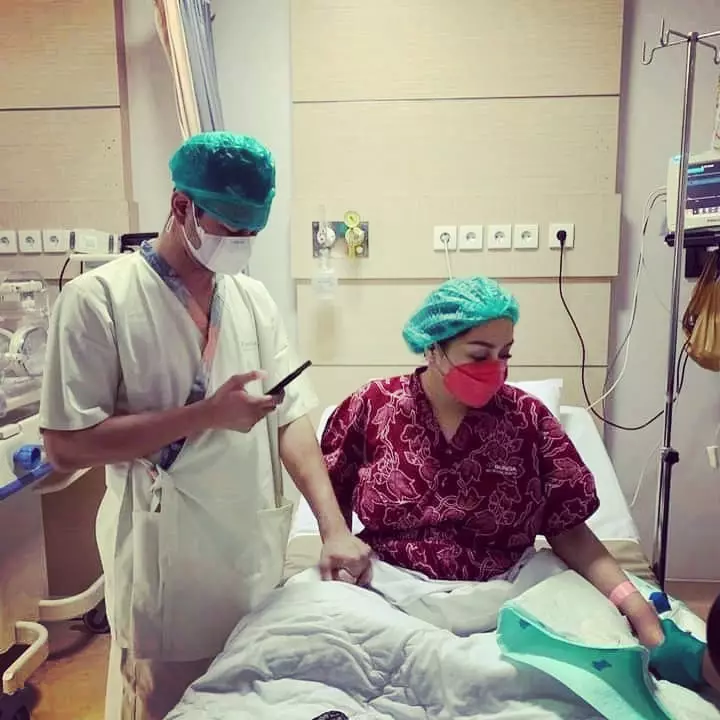 potret Nagita Slavina jelang lahiran © berbagai sumber potret Nagita Slavina jelang lahiran © berbagai sumber