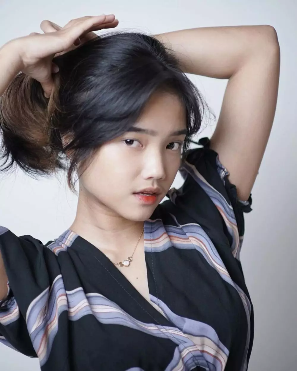 Transformasi Fuji adik Bibi © 2021 brilio.net