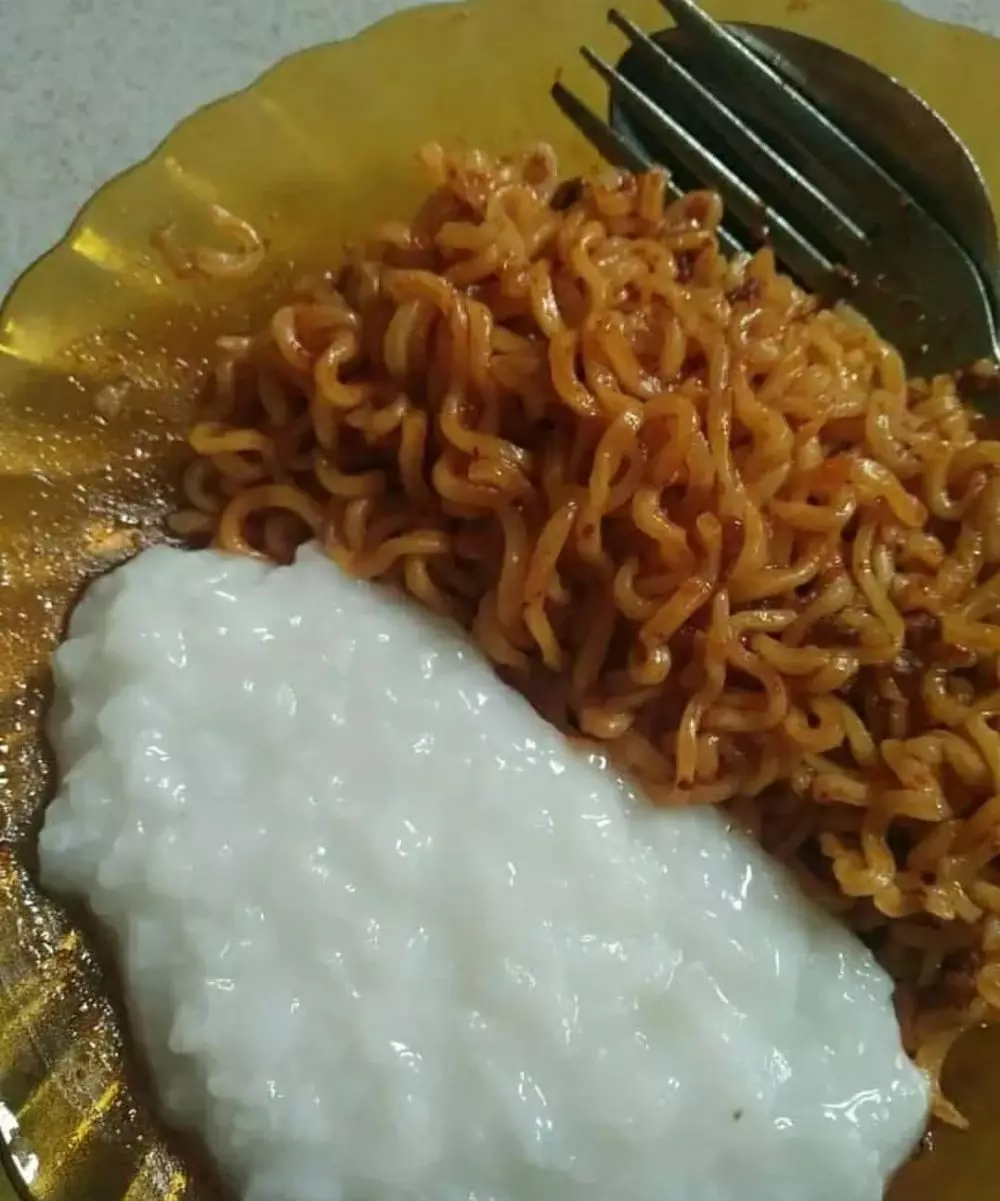 potret lucu orang yang penting makan © 2021 instagram.com