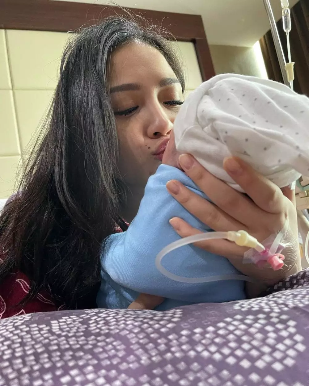 Pesona Nagita Slavina usai operasi caesar © Instagram