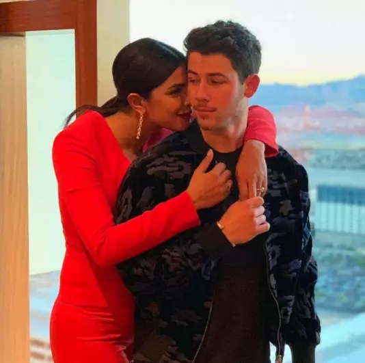 potret mesra Priyanka Nick Jonas © 2021 brilio.net